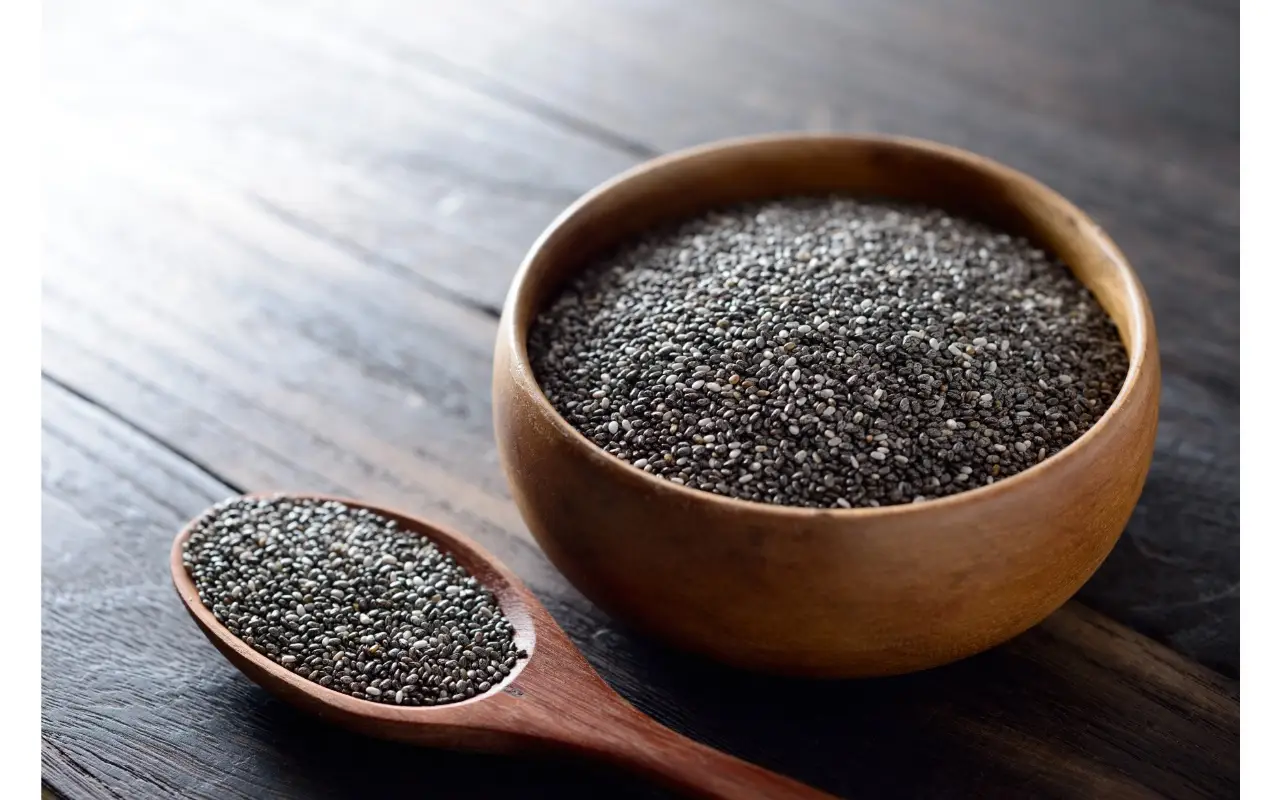 Vuoi un addome piatto? Bevi l’acqua ai semi di chia e guarda i risultati!