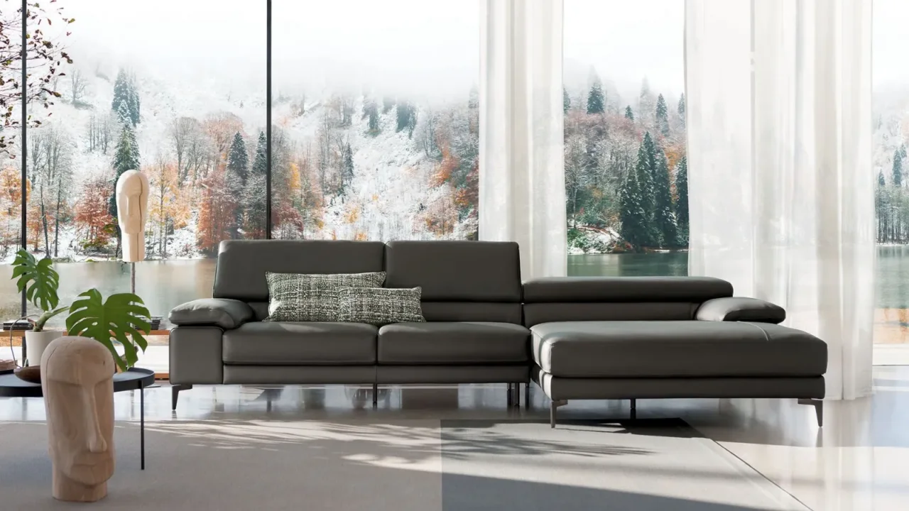 Il divano IKEA che conquista chi ama il minimal: stile nordico con comfort assicurato Immagine selezionata