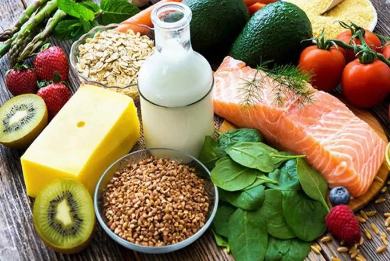 Come evitare la pancia gonfia quando mangi fuori casa: il trucco dei nutrizionisti Come evitare la pancia gonfia quando mangi fuori casa: il trucco dei nutrizionisti