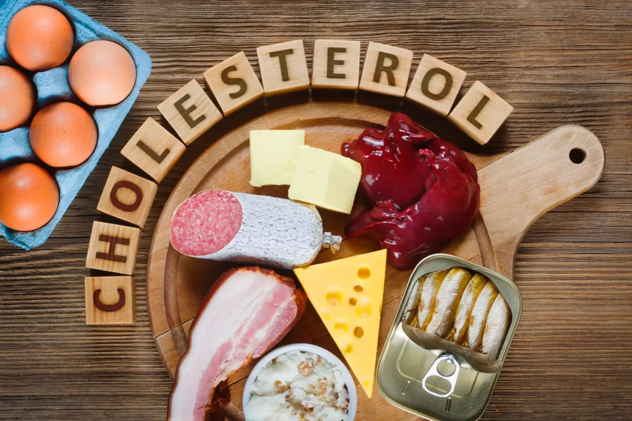 Colesterolo alto: i segnali che spesso trascuriamo secondo il cardiologo Colesterolo alto: i segnali che spesso trascuriamo secondo il cardiologo