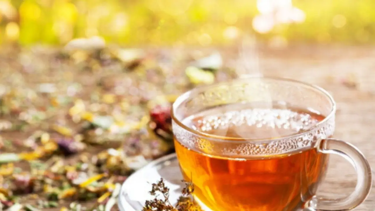 Come gestire i livelli di zucchero nel sangue con una tisana serale secondo la nutrizionista Come gestire i livelli di zucchero nel sangue con una tisana serale secondo la nutrizionista