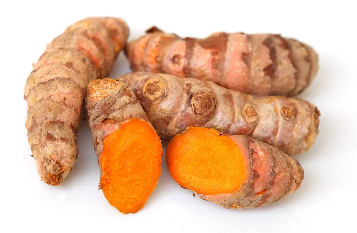 Bevanda a base di curcuma: perché può aiutare la salute articolare secondo il fitoterapeuta Bevanda a base di curcuma: perché può aiutare la salute articolare secondo il fitoterapeuta